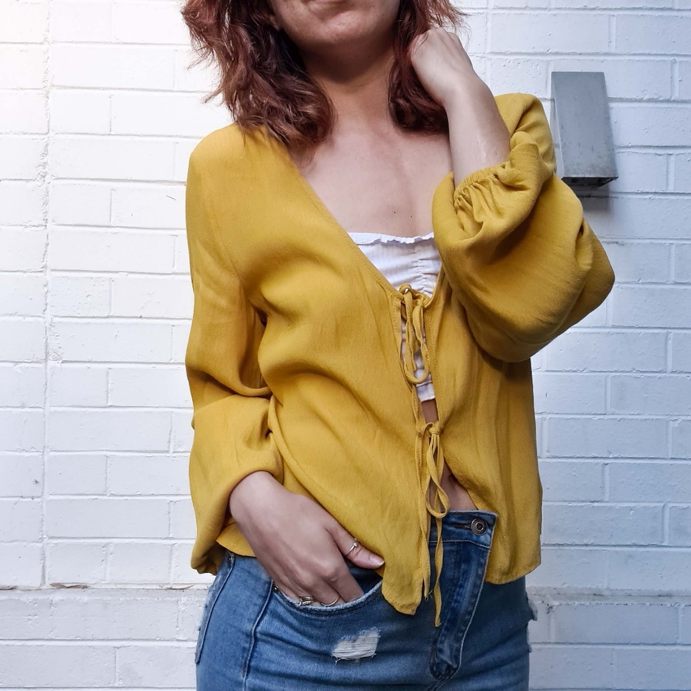 Glassons tie front mustard top size 10 - Picture 2 of 13